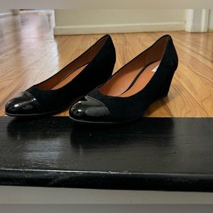 Geox Respira black suede wedges